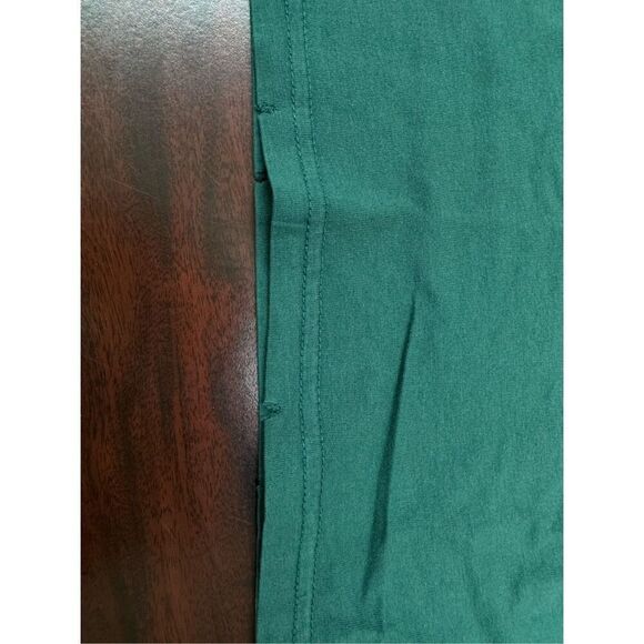 NWT Ghostbusters Oversized Green Short Sleeve Tee Size Small/Medium - Picture 3 of 9